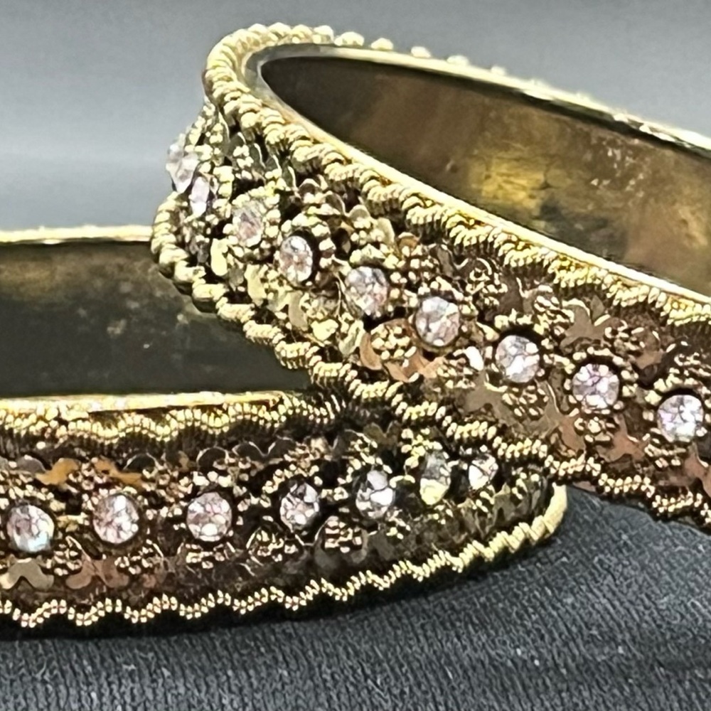 Bracelets - Picture 8 of 13
